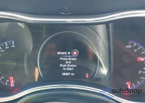 2019 Jeep Grand Cherokee Srt-8 z USA, uszkodzony, nr VIN 1C4RJFDJ7KC562926